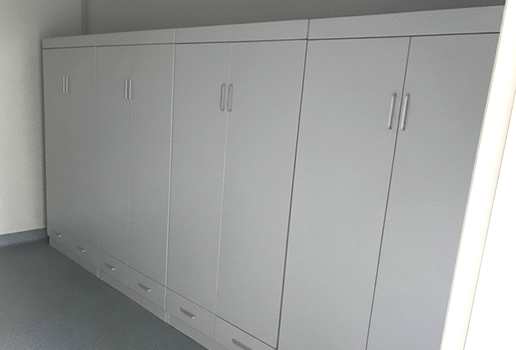 全木实验室衣柜鞋柜