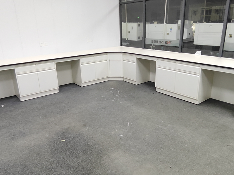 全钢实验台常熟案例——物理实验室