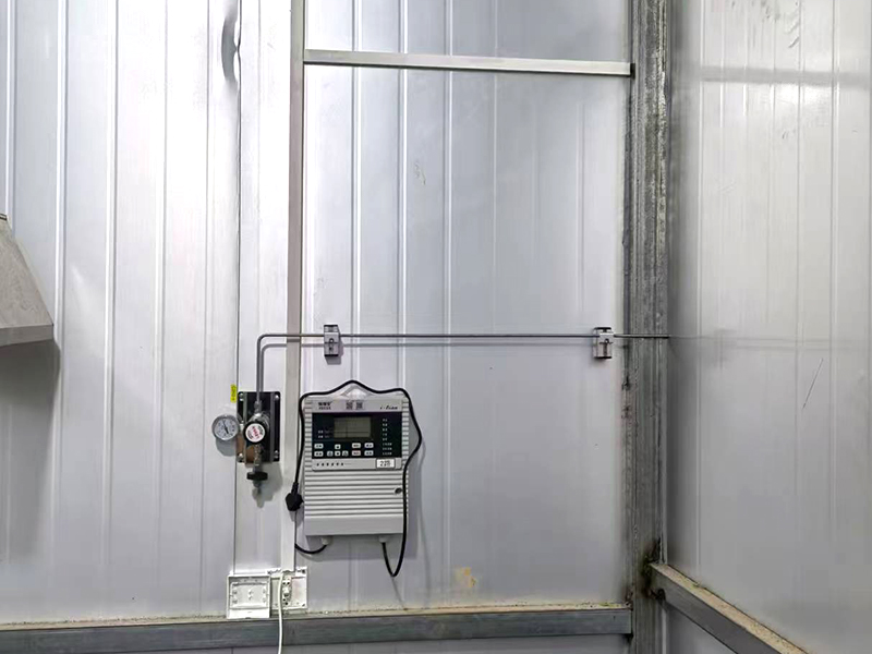 钢木实验台安徽阜阳案例——医药实验室