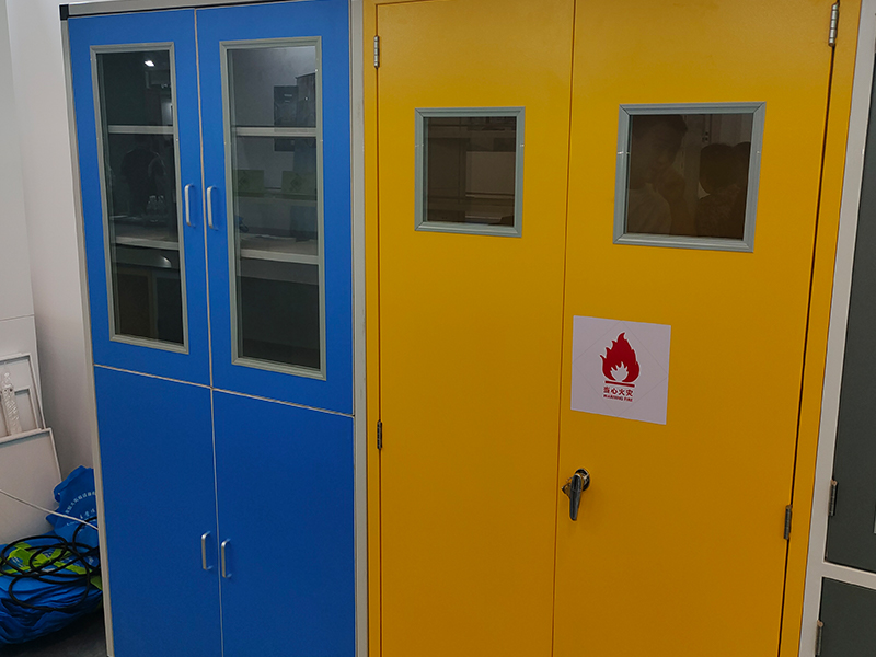 华巨升实验室气瓶柜