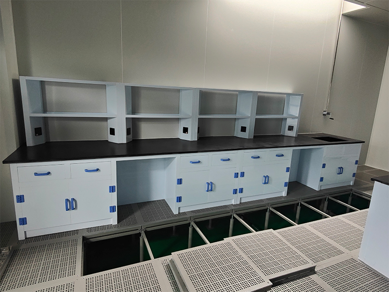 实验室实验台食品检测行业台面材质对比与推荐