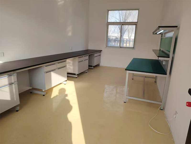 上海钢木实验台项目——防静电工作台案例