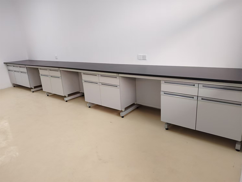 上海钢木实验台项目——防静电工作台案例