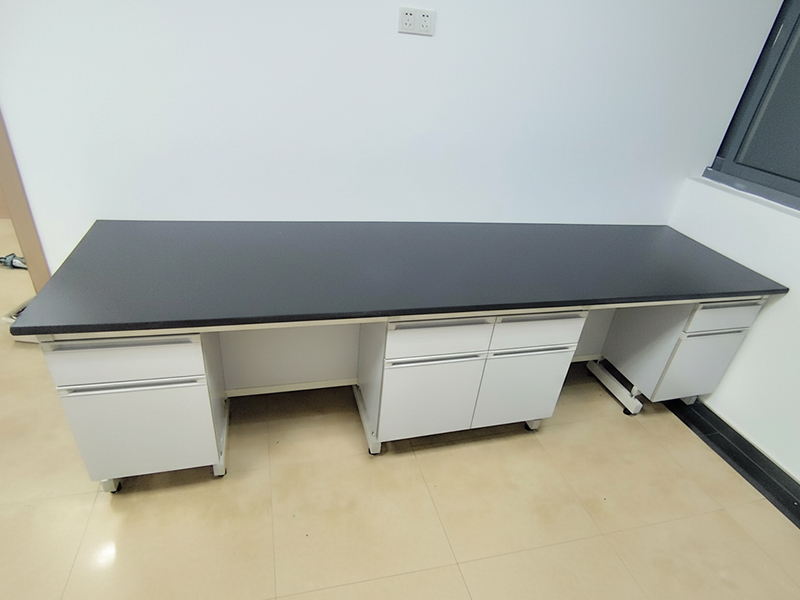 湖北武汉｜钢木实验台与气瓶柜项目案例