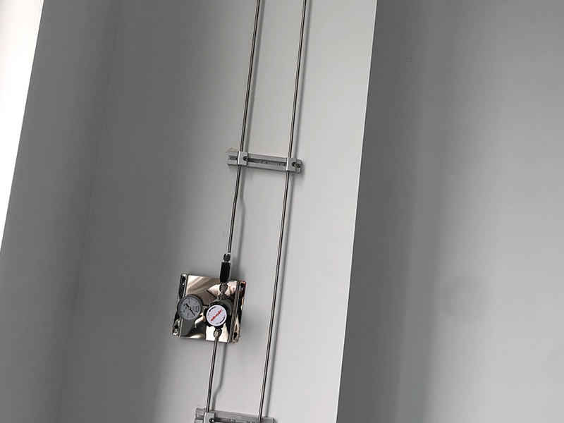 实验室气体管路化工分析实验室腐蚀性/有毒气体管道材质与防泄漏方案