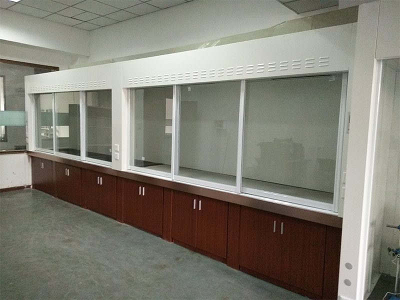1767509255134805.jpg 实验室通风柜厂家