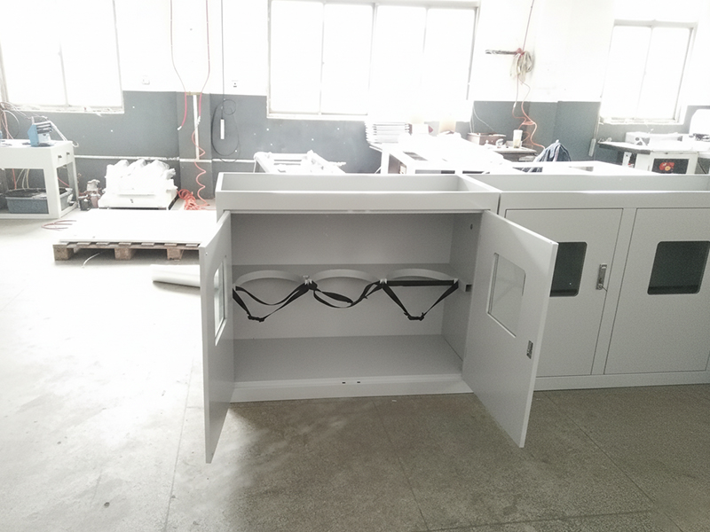 实验室气瓶柜助力科研机构构建多种气体兼容安全策略｜华巨升整体解决方案