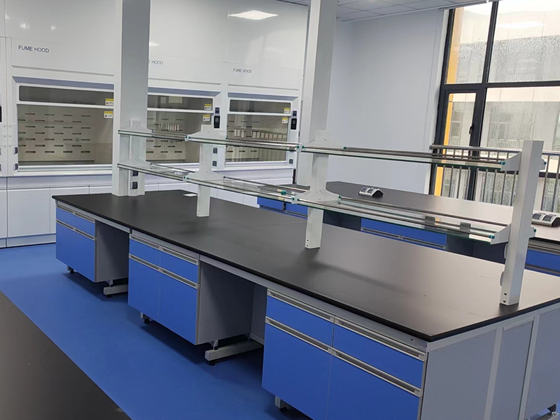 钢木实验台和全钢实验台哪个好？材质对比选购指南