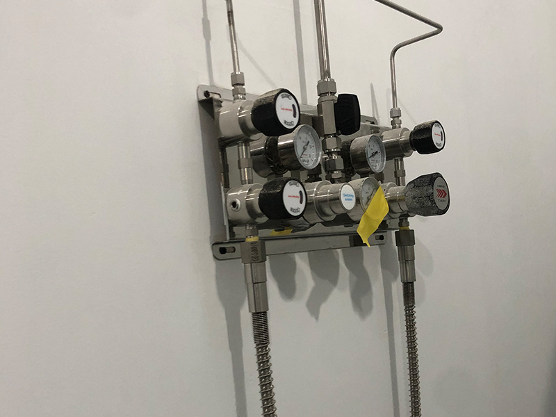 1774837636111482.jpg 实验室不锈钢气体管路