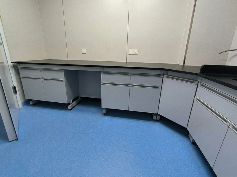 杭州化妆品研发实验室钢木实验台配套华巨升案例